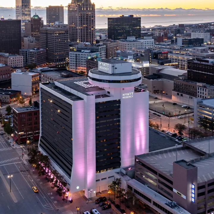 Hyatt Regency SQ720