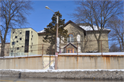 4610 W STATE ST 4610 W STATE ST, a Astylistic Utilitarian Building school – elem/middle/jr high/high, built in Milwaukee, Wisconsin in 1880.
