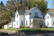 325 N KNOWLES AVE, a Front Gabled house, built in New Richmond, Wisconsin in 1910.