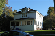 414 W 5TH ST 414 W 5TH ST, a American Foursquare house, built in New Richmond, Wisconsin in 1918.