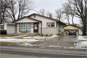 321 POET ST 321 POET ST, a Ranch house, built in Columbus, Wisconsin in 1964.
