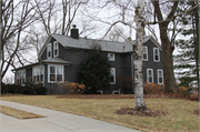 5310 SCHLUTER RD, a Front Gabled house, built in Monona, Wisconsin in 1901.