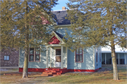259 RIVER RD, a Cross Gabled house, built in Princeton, Wisconsin in 1905.