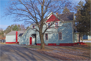 259 RIVER RD, a Cross Gabled house, built in Princeton, Wisconsin in 1905.