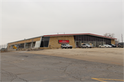 8801 W BROWN DEER RD 8801 W BROWN DEER RD, a Contemporary large retail building, built in Milwaukee, Wisconsin in 1970.