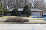 6391 W BROWN DEER RD, a Ranch house, built in Brown Deer, Wisconsin in 1960.