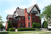 1509 N PROSPECT AVE, a Queen Anne house, built in Milwaukee, Wisconsin in 1888.