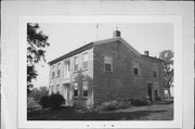 2231 WHITE OAK RD, a Side Gabled house, built in Shullsburg, Wisconsin in 1846.