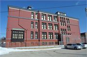 2319 W AUER AVE, a Neoclassical/Beaux Arts school – elem/middle/jr high/high, built in Milwaukee, Wisconsin in 1903.