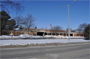 5131 N GREEN BAY AVE, a Contemporary elementary, middle, jr.high, or high, built in Milwaukee, Wisconsin in 1971.