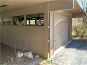 9470 N Sleepy Hollow Lane, a Contemporary house, built in Bayside, Wisconsin in 1960.