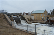 On Riverdale Flowage, just E of CTH C, a NA (unknown or not a building) dam/lock, built in Star Prairie, Wisconsin in 1905.