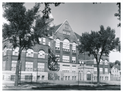 1210 W MINERAL ST, a Romanesque Revival school – elem/middle/jr high/high, built in Milwaukee, Wisconsin in 1890.