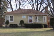 4904 MCKENNA RD, a Contemporary house, built in Monona, Wisconsin in 1949.