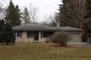 700 OWEN RD, a Ranch house, built in Monona, Wisconsin in 1952.