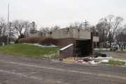4613 MONONA DR, a Contemporary bank/financial institution, built in Monona, Wisconsin in 1973.