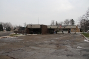 4613 MONONA DR, a Contemporary bank/financial institution, built in Monona, Wisconsin in 1973.