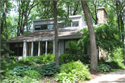 5848 TIMBER LAND CIR, a Contemporary house, built in Fitchburg, Wisconsin in 1981.