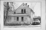 MAIN ST, 25 FEET N OF INTERSECTION WITH COLE ST, E SIDE, a Front Gabled house, built in Gratiot, Wisconsin in 1880.