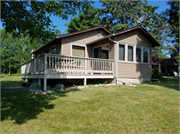 9403W-9429W Deer Path Drive, a Rustic Style resort/camp building, built in Hayward, Wisconsin in 1965.