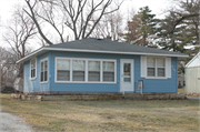 9105 LAKE PARK DR, a Ranch house, built in Randall, Wisconsin in 1955.