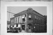 201 W WATER ST, a Italianate bank/financial institution, built in Shullsburg, Wisconsin in 1884.