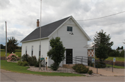 W9702 GIVENS ROAD, NW CORNER OF COUNTY HIGHWAY T AND GIVENS RD, a Front Gabled school-one to six room, built in Hortonia, Wisconsin in 1896.