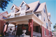 2679 N LAKE DR 2679 N LAKE DR, a Side Gabled house, built in Milwaukee, Wisconsin in 1899.