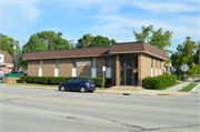 8900 W Lincoln Ave, a Contemporary small office building, built in West Allis, Wisconsin in 1969.