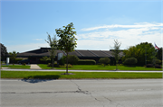10427 W Lincoln Ave 10427 W Lincoln Ave, a Contemporary large office building, built in West Allis, Wisconsin in 1971.