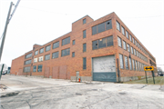 1702 13th St, a Astylistic Utilitarian Building industrial bldg/manufacturing facility, built in Two Rivers, Wisconsin in 1949.