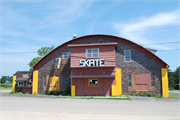 548 DELAVAN DR, a Astylistic Utilitarian Building rink, built in Delavan, Wisconsin in 1931.