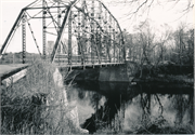 RIVER RD OVER THE BLACK RIVER, a NA (unknown or not a building) overhead truss bridge, built in Levis, Wisconsin in 1940.