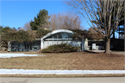 3486 Whytcliff Way, a Contemporary house, built in Burke, Wisconsin in 1981.