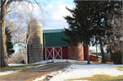 6420 WINDSOR RD, a Astylistic Utilitarian Building barn, built in Windsor, Wisconsin in 1920.