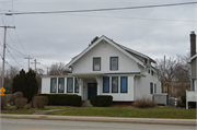 427 E BROADWAY, a Craftsman house, built in Waukesha, Wisconsin in 1935.
