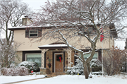 7729 Mary Ellen Pl, a Contemporary house, built in Wauwatosa, Wisconsin in 1955.