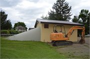 405 E MAIN ST, a Astylistic Utilitarian Building mining structure, built in Platteville, Wisconsin in 1976.