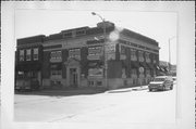 227 W WISCONSIN AVE 227 W WISCONSIN AVE, a Neoclassical/Beaux Arts bank/financial institution, built in Tomahawk, Wisconsin in 1922.