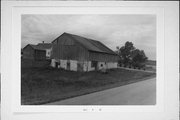 SCHOOL RD, 262, S SIDE, .3 M W OF GREENDALE RD, a Astylistic Utilitarian Building barn, built in Eaton, Wisconsin in .