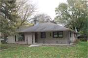 1674 N. 118th Street 1674 N. 118th Street, a Ranch house, built in Wauwatosa, Wisconsin in 1954.