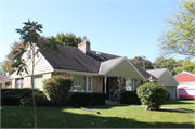 10407 W. Auer Avenue, a Ranch house, built in Wauwatosa, Wisconsin in 1958.