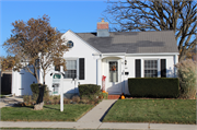 2207 Plymouth Ln, a Ranch house, built in Sheboygan, Wisconsin in 1939.