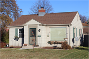 2203 Plymouth Ln, a Ranch house, built in Sheboygan, Wisconsin in 1939.
