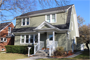 1521 S 17th St 1521 S 17th St, a Dutch Colonial Revival house, built in Sheboygan, Wisconsin in 1929.