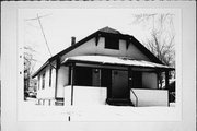 622 N 4TH ST, a Front Gabled house, built in Manitowoc, Wisconsin in 1922.