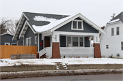 407 8TH ST 407 8TH ST, a Bungalow house, built in Baraboo, Wisconsin in .
