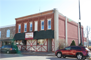 318 W NORTH WATER ST, a Commercial Vernacular retail building, built in New London, Wisconsin in .