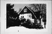 501 N 6TH ST, a Queen Anne house, built in Manitowoc, Wisconsin in 1893.