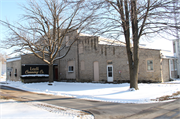 307 NESTLES AVE, a Astylistic Utilitarian Building warehouse, built in Lodi, Wisconsin in 1906.